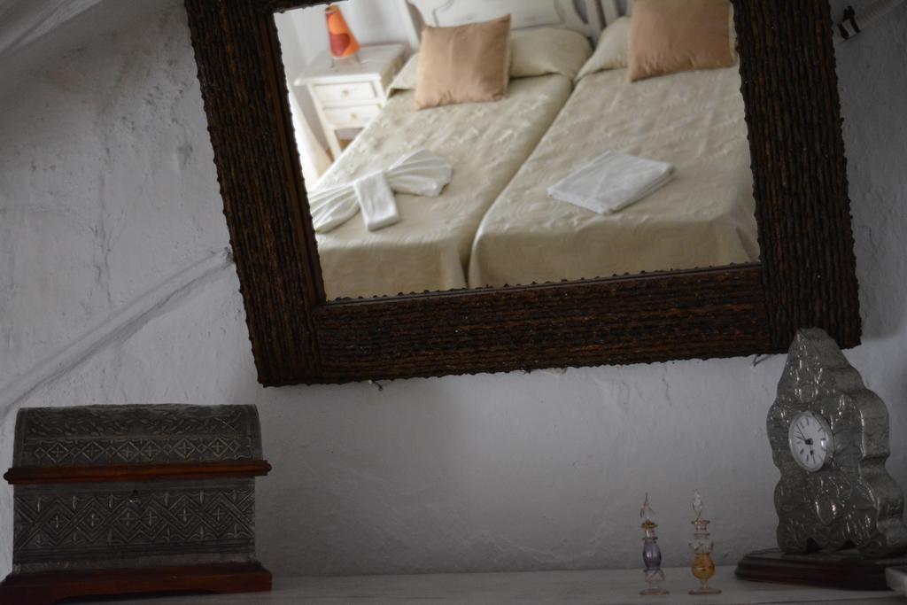La Cueva Solea Guest House Algodonales Bagian luar foto